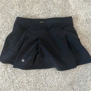 Lululemon pace rival skort